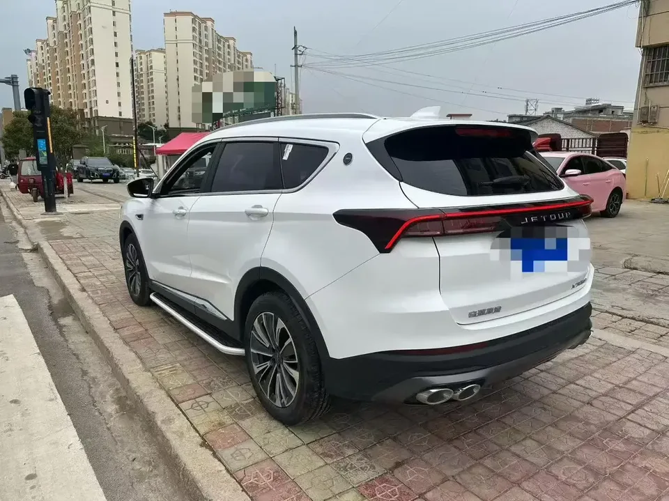 Jetour Jietu X70 PLUS Jietu X70 PLUS 2024 Champion Edition 1.5T DCT Champion PRO 5-seater 2025 — thumbnail 4