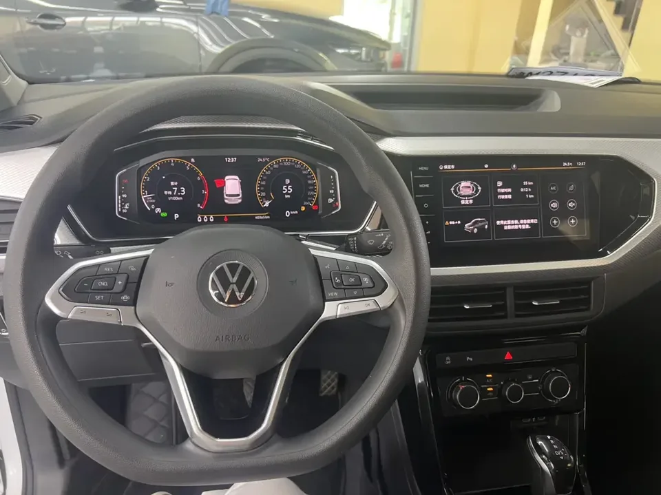 Volkswagen Explore the shadows Explore the shadows 2021 1.5L Automatic Joy-Link Edition 2022 — thumbnail 4