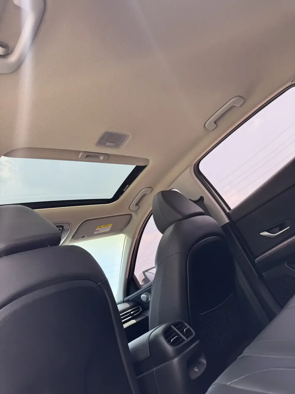 Hyundai Elantra Elantra 2023 1.5L CVT LUX Premium Edition 2023 — thumbnail 5