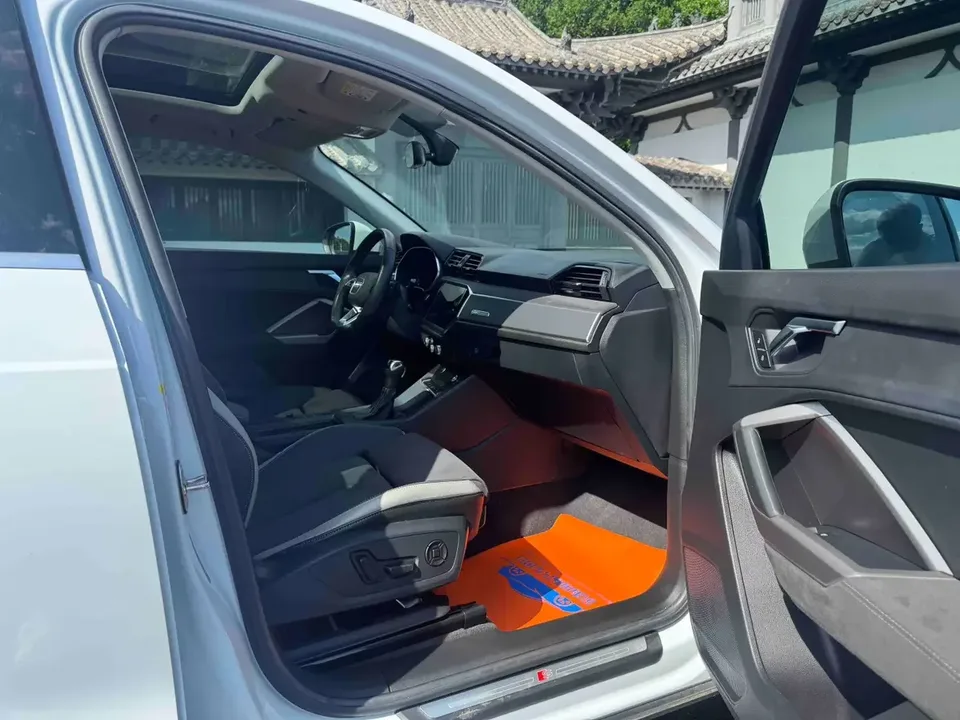Audi Q3 Audi Q3 2022 35 TFSI Stylish Dynamic 2022 — миниатюра 3