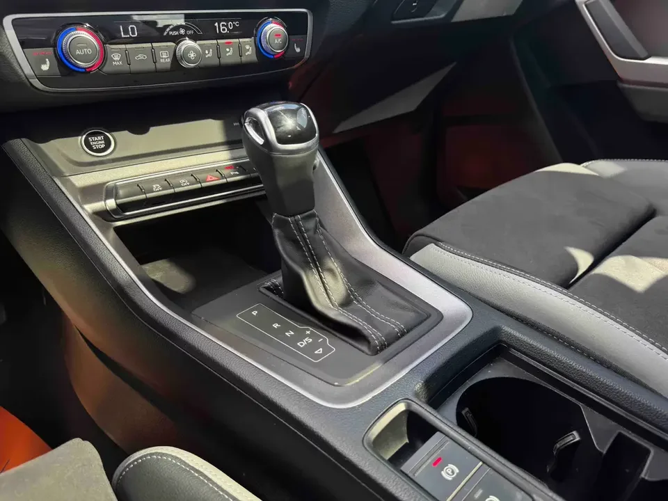 Audi Q3 Audi Q3 2022 35 TFSI Stylish Dynamic 2022 — миниатюра 5