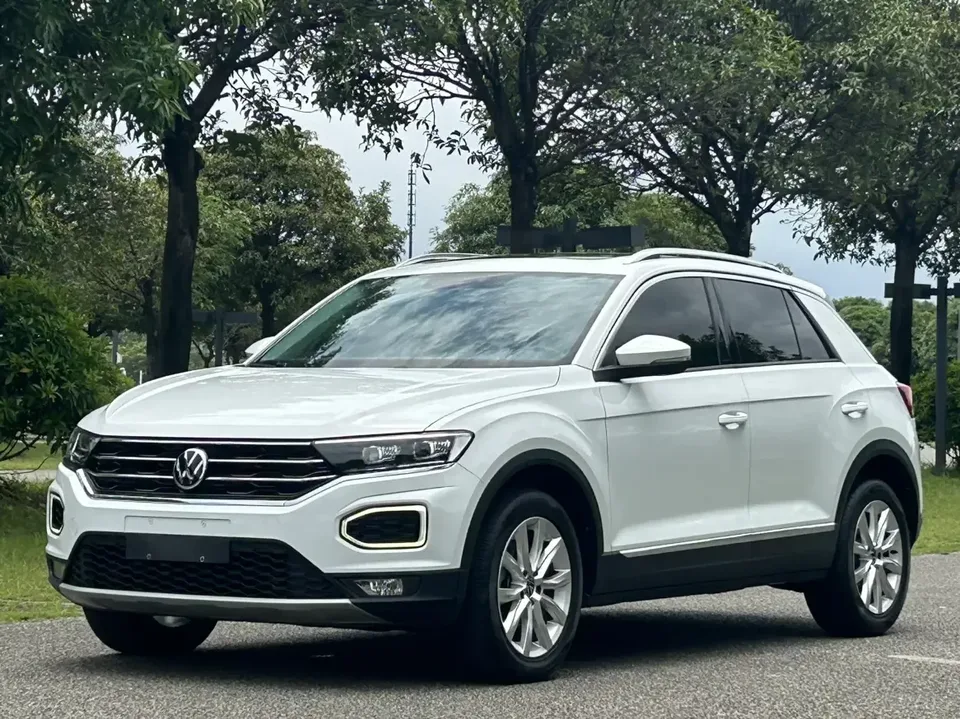 Volkswagen T-Roc TANG 2022 280TSI DSG 2WD Elite PLUS 2022 — photo 1, buy with delivery to Moscow