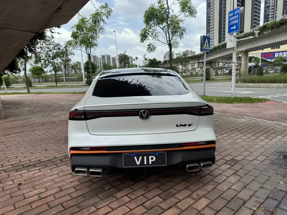 Changan UNI-V Changan UNI-V 2024 1.5T Premium Sports 2024 — thumbnail 2
