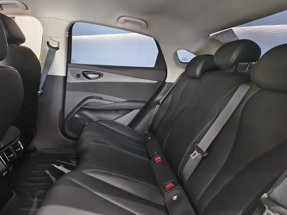 BYD Seal 06DM Seal 06DM 2026 DM-i 128KM Luxury Edition 2026 — thumbnail 5