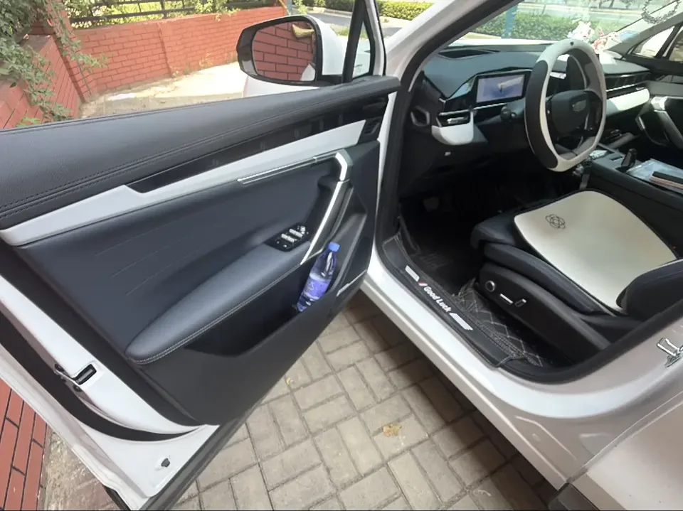 Geely Atlas L Boyue L 2024 1.5TD DCT Ultimate Edition 2024 — thumbnail 5