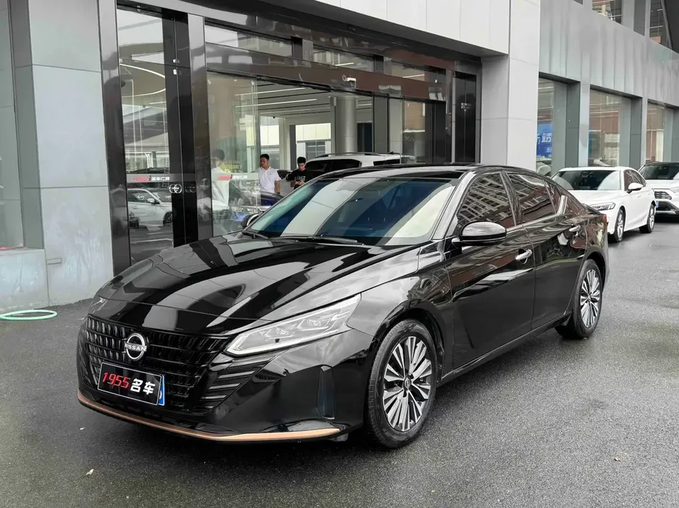 Nissan Altima Sound of nature 2024 2.0L SV Black Gold Edition 2024 — photo 1, buy with delivery to Moscow