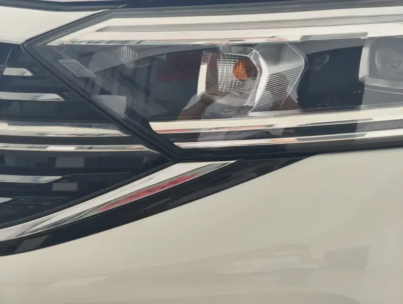 Volkswagen Sagitar Sagitar 2023 300TSI DSG Beyond Edition 2024 — миниатюра 5