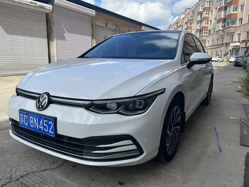 Volkswagen Golf golf 2021 280TSI DSG Pro 2023 — photo 1, buy with delivery to Moscow