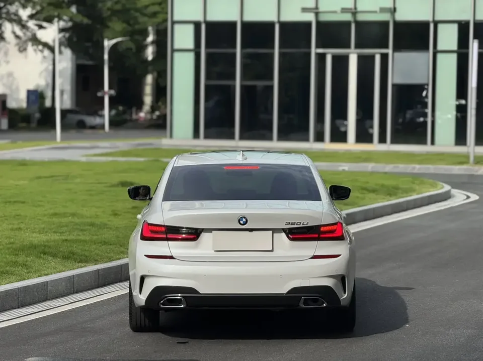 BMW 3 Series BMW 3 Series 2022 320Li M Sport Package 2022 — миниатюра 2