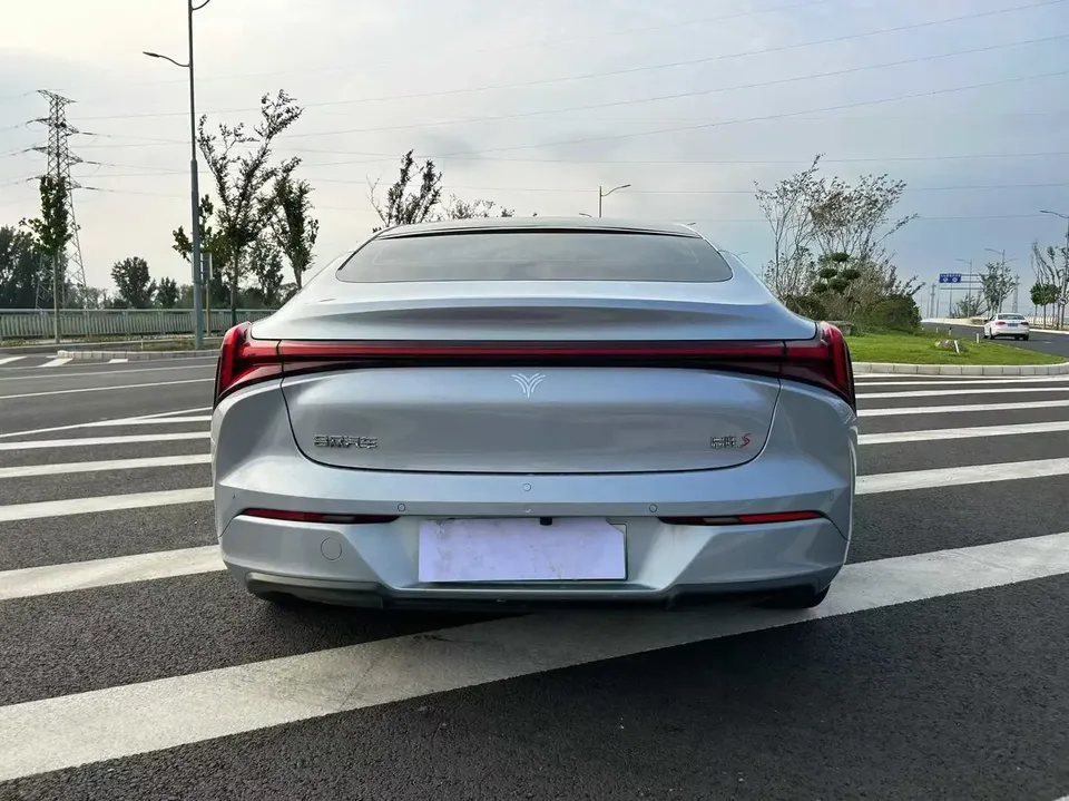 Hozon Neta S Nezha S 2024 Extended range 1060 Lite version 2023 — thumbnail 2