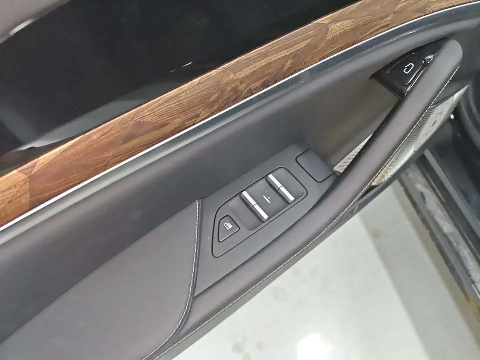 Hozon Neta S Nezha S 2024 Extended range 1060 Lite version 2024 — thumbnail 5