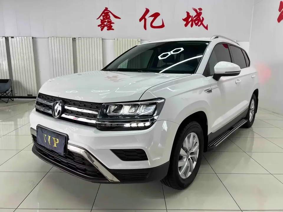 Volkswagen Tharu tuyue 2022 280TSI 2WD Fashion Edition 2022 — photo 1, buy with delivery to Moscow