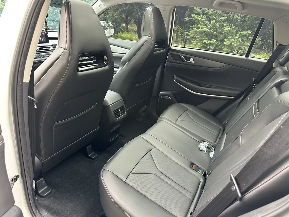Changan CS75 Changan CS75 2024 Enjoy Edition 1.5T DCT Premium 2025 — thumbnail 4