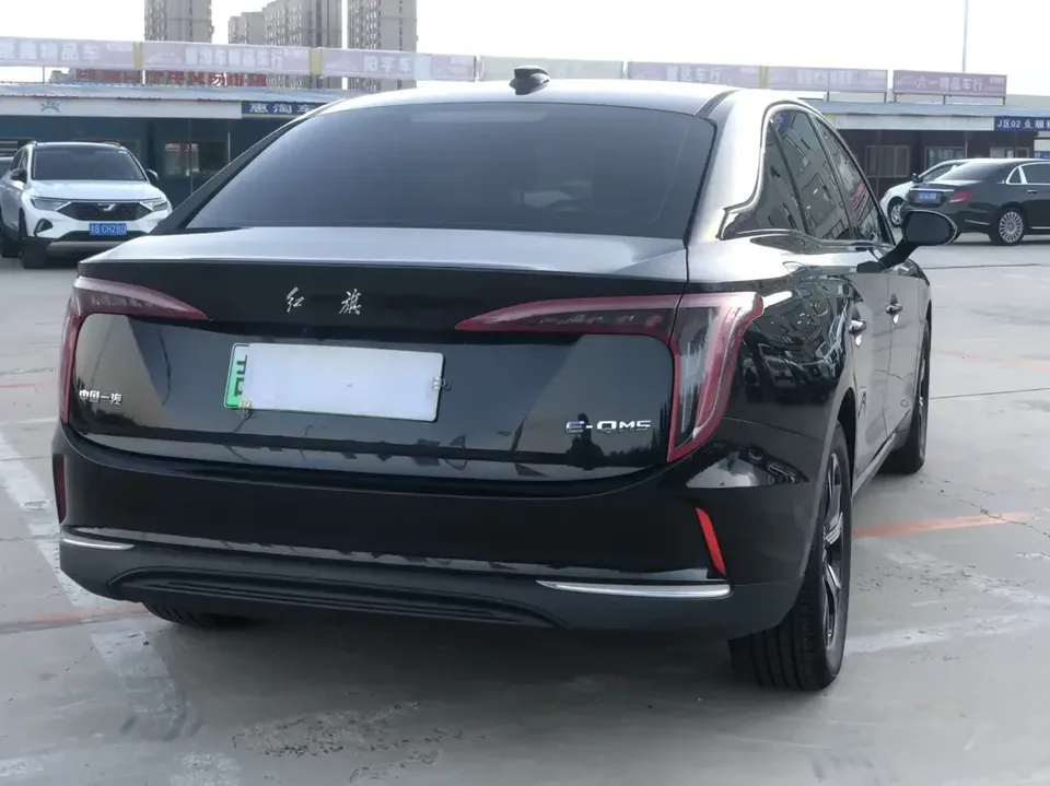Hongqi E-QM5 Hongqi E-QM5 2021 Charging Flagship Edition 2022 — thumbnail 2