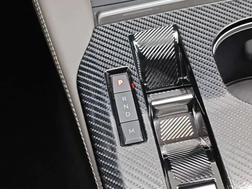 Citroen Versailles C5 X Versailles C5 X 2024 1.6T Enjoy Extraordinariness 2024 — thumbnail 4