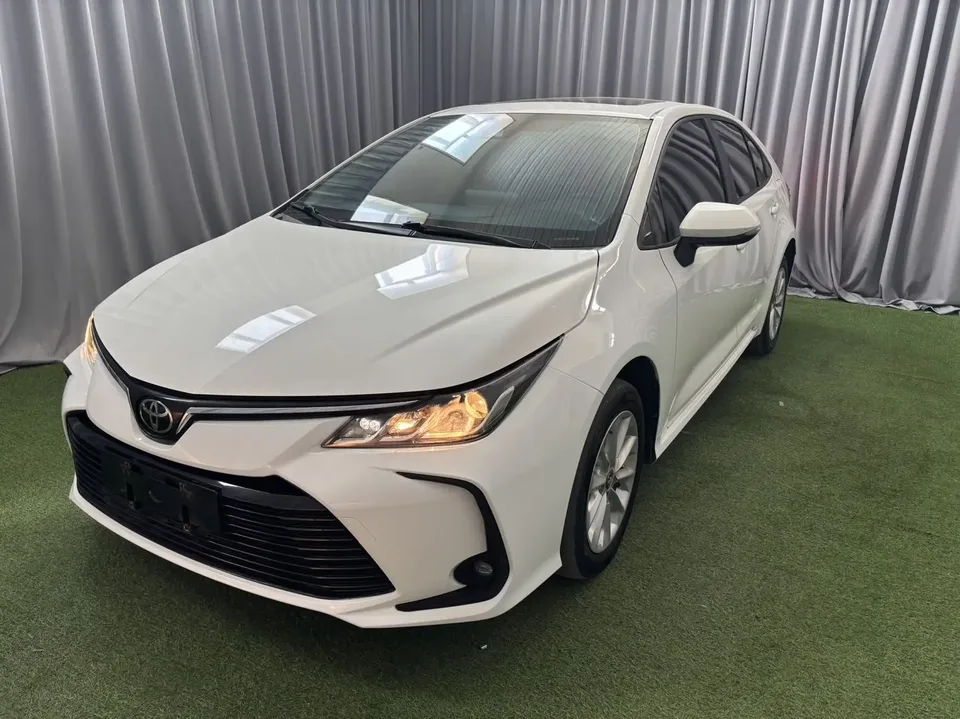 Toyota Corolla Corolla 2021 1.2T S-CVT Elite PLUS Edition 2022 — photo 1, buy with delivery to Moscow