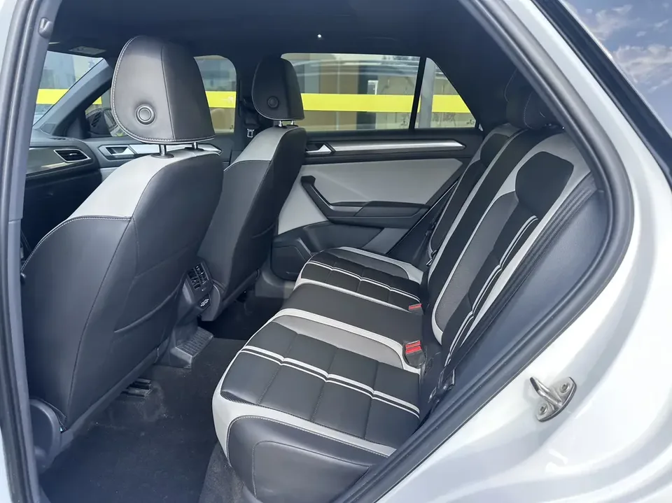 Volkswagen T-Roc TANG 2024 300TSI DSG Chenguang Edition 2024 — миниатюра 5