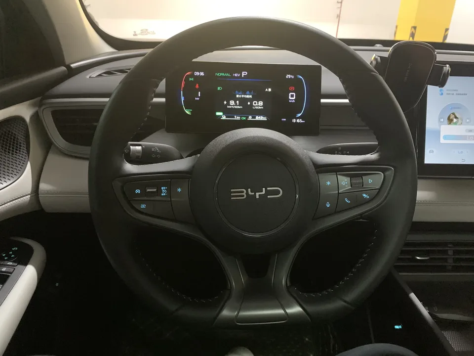 BYD Seal 05DM Seal 05DM 2026 DM-i 210KM Premium 2026 — thumbnail 4