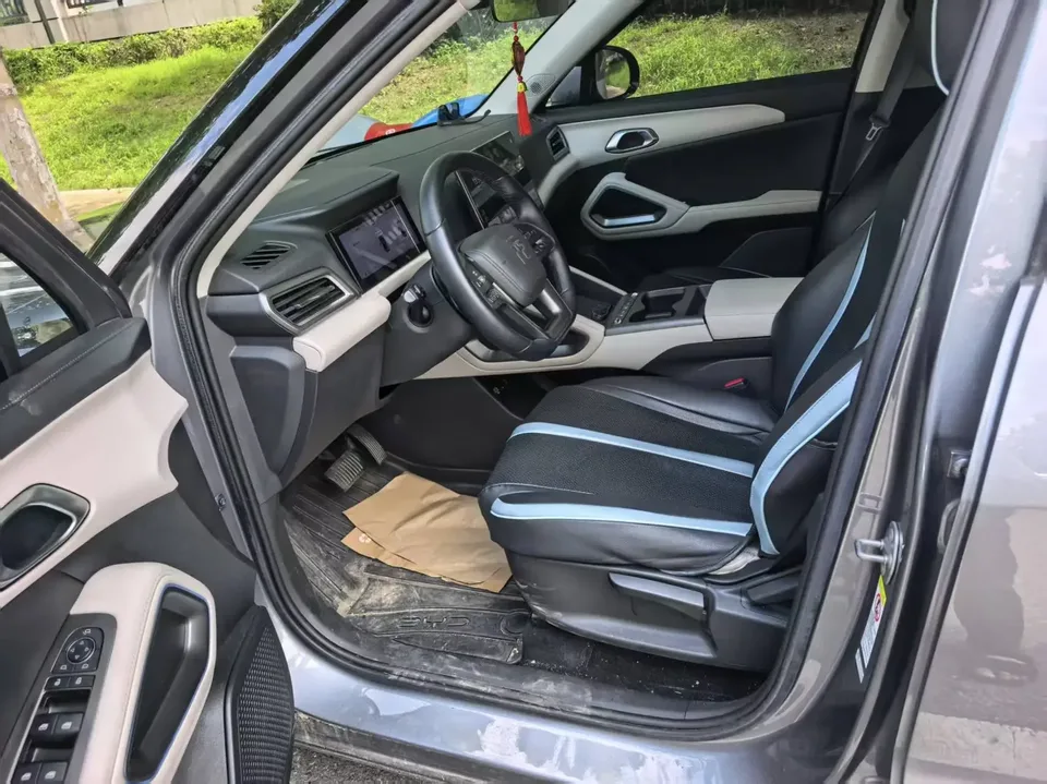 BYD Yuan Up Yuan UP 2025 Smart Driving Edition 401KM Vitality Edition 2025 — thumbnail 3