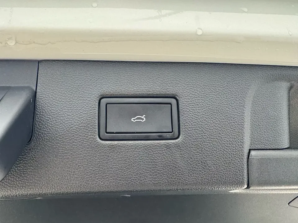 Volkswagen Tayron Tanyue 2023 280TSI 2WD Luxury Plus Advanced Edition 2023 — thumbnail 3