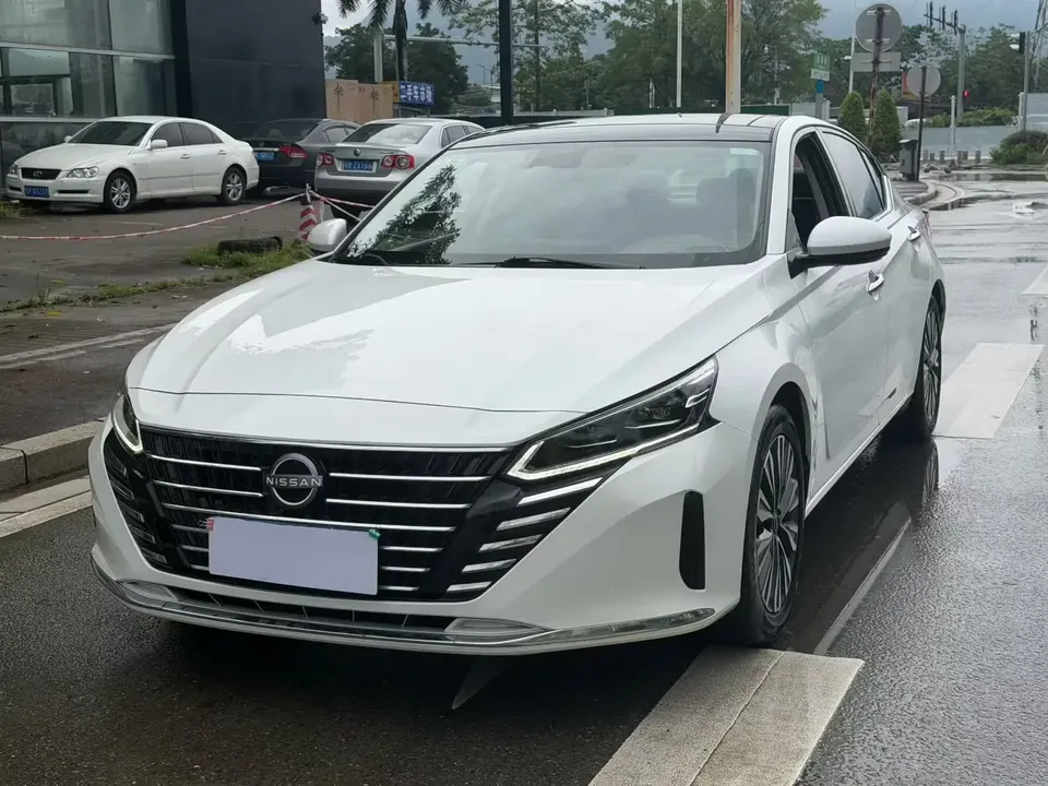 Nissan Altima Sound of nature 2022 2.0L XL-TLS Enjoy Edition 2023 — photo 1, buy with delivery to Moscow
