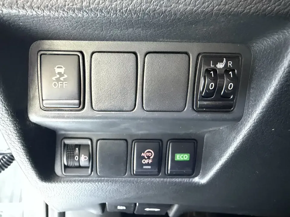 Nissan X-Trail Qijun 2022 Modified 2.0L 2WD Intelligent Connection Comfort Edition 2022 — thumbnail 3