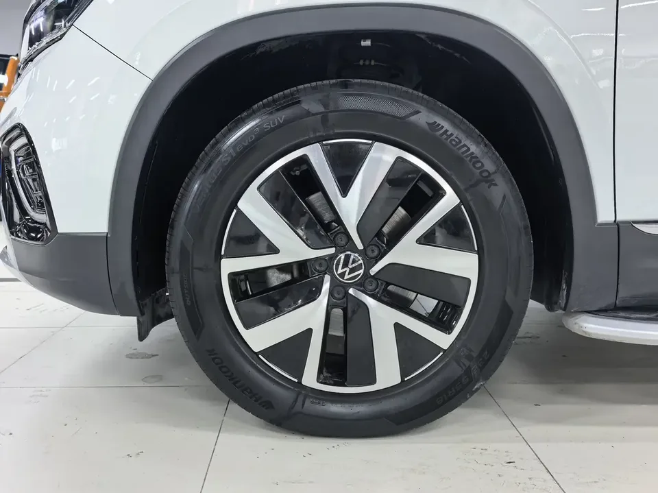 Volkswagen Tayron Tanyue 2023 280TSI 2WD Luxury Plus Advanced Edition 2023 — миниатюра 4