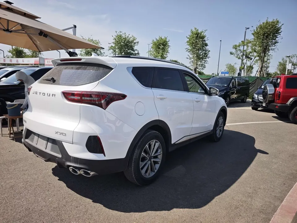 Jetour Jietu X70 Jietu X70 2024 1.5T DCT Honor PRO 7-seater 2024 — thumbnail 2