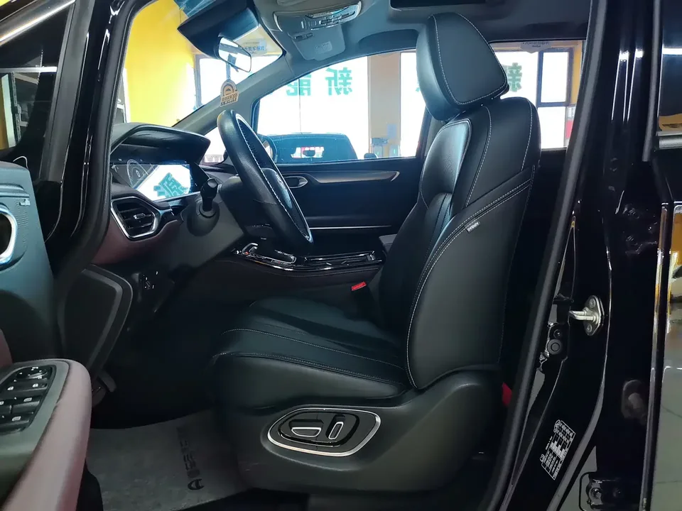 GAC Trumpchi M6 Trumpchi M6 2023 PRO 270T WDCT Deluxe Edition 2025 — миниатюра 3