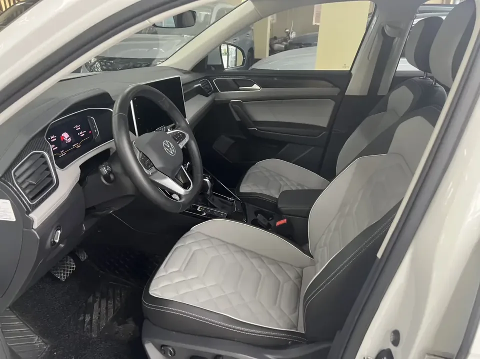 Volkswagen Tayron Tanyue 2023 280TSI 2WD Luxury Plus Advanced Edition 2023 — thumbnail 5