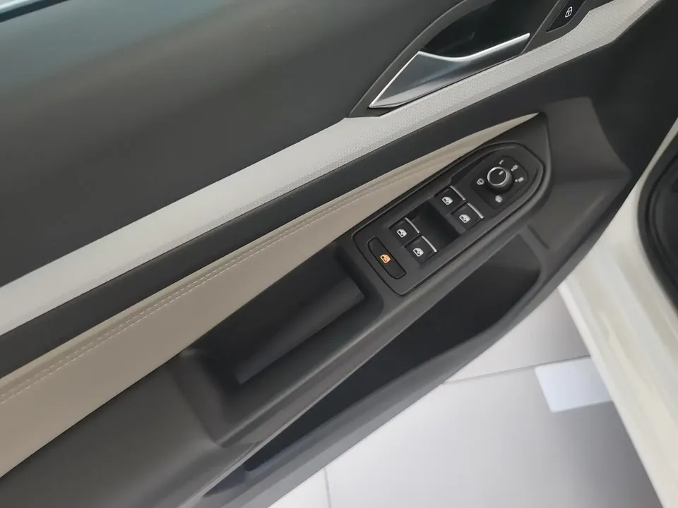 Volkswagen Golf golf 2021 280TSI DSG Pro 2022 — thumbnail 5