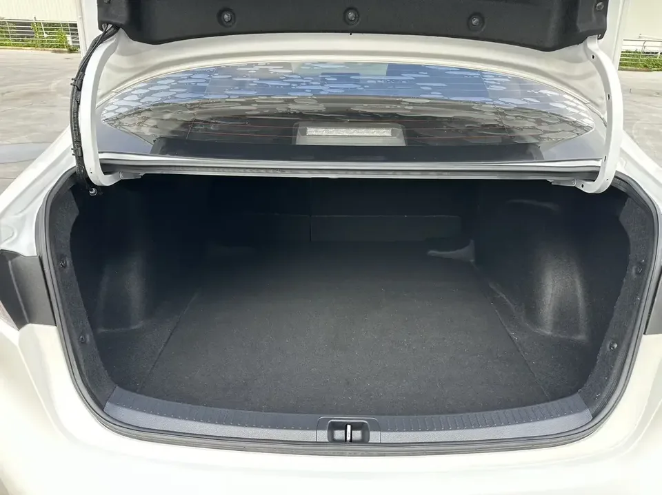 Toyota Levin Lei Ling 2021 185T CVT Sports Edition 2022 — thumbnail 5