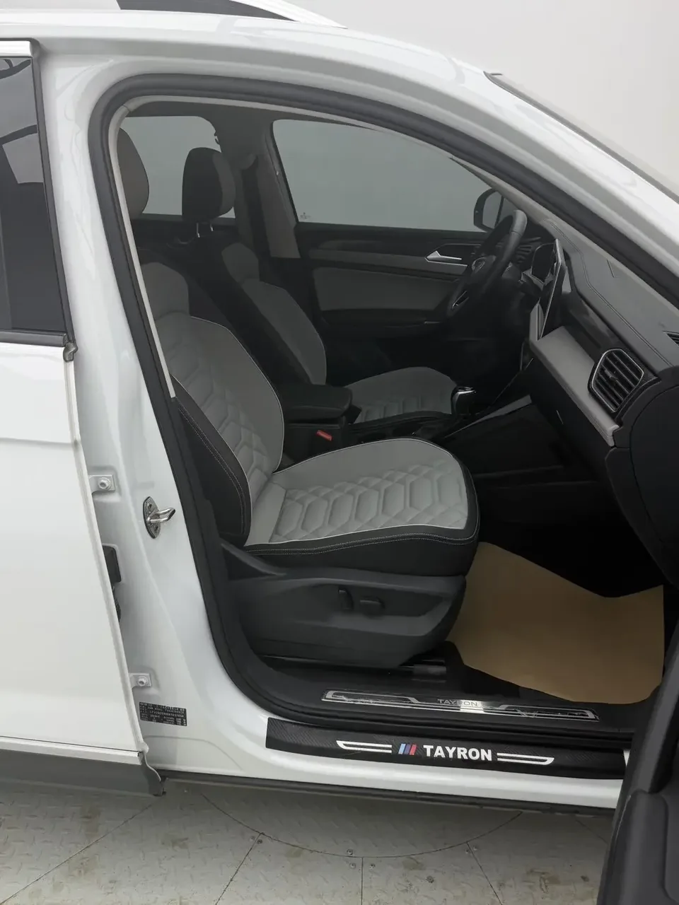 Volkswagen Tayron Tanyue 2023 280TSI 2WD Luxury Plus Advanced Edition 2022 — thumbnail 5