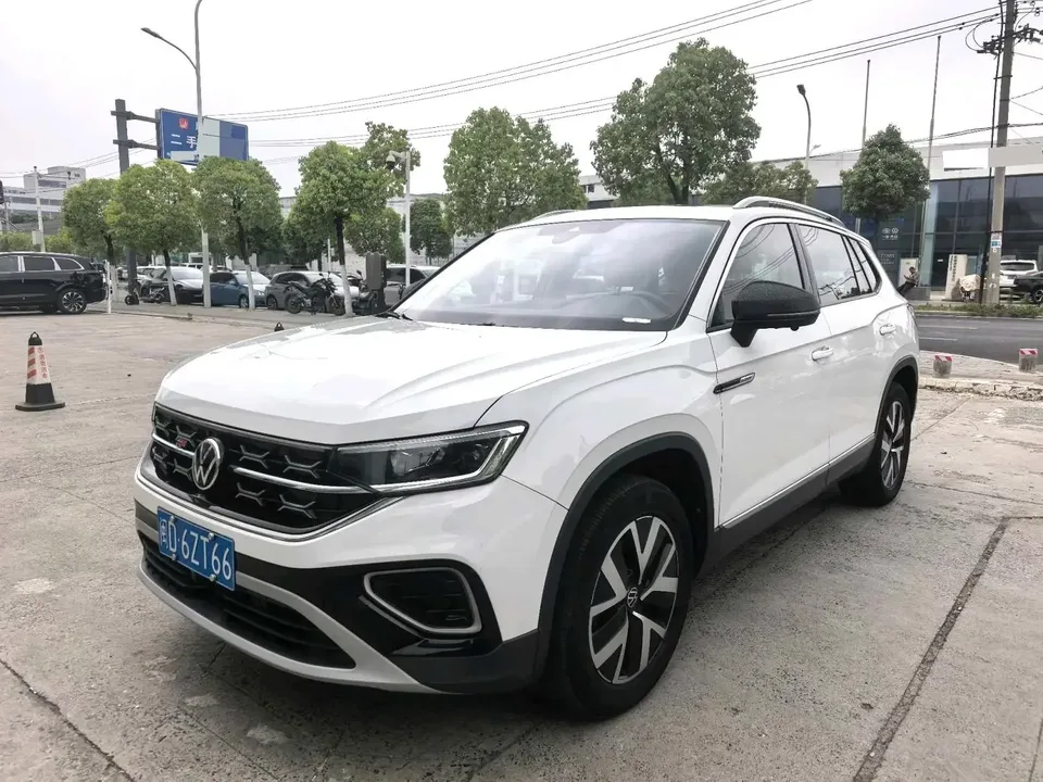 Volkswagen Tayron Tanyue 2023 280TSI 2WD Luxury Plus Advanced Edition 2022 — photo 1, buy with delivery to Moscow