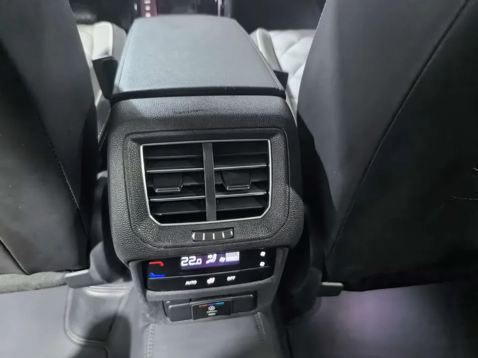 Volkswagen Tayron Tanyue 2023 280TSI 2WD Luxury Plus Advanced Edition 2022 — миниатюра 3