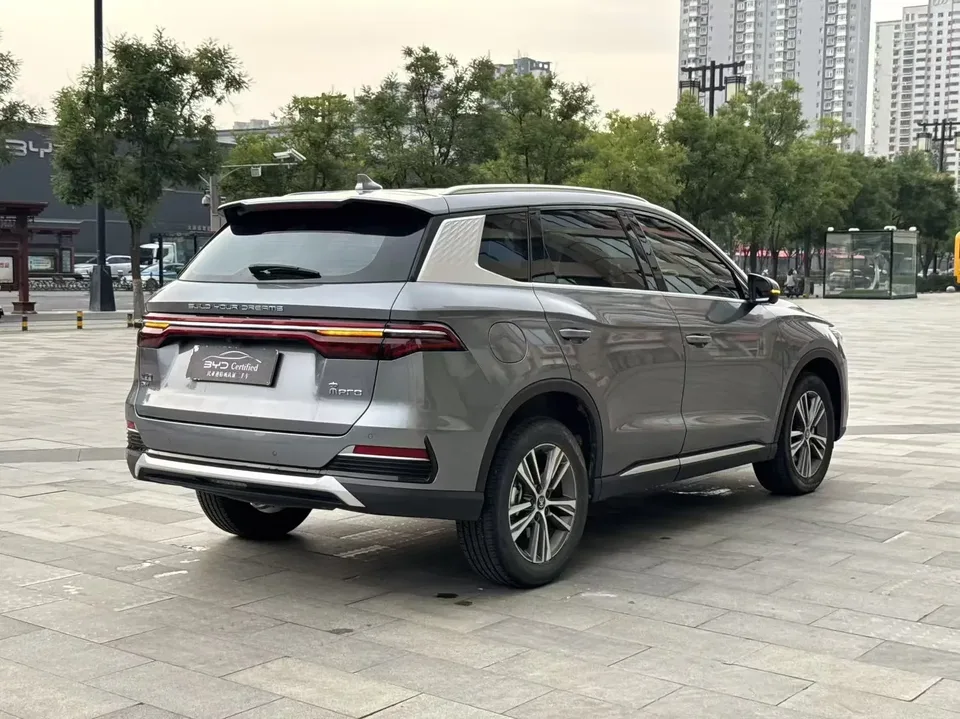 BYD Song Pro DM Song Pro DM 2022 DM-i 51km Premium 2022 — thumbnail 2