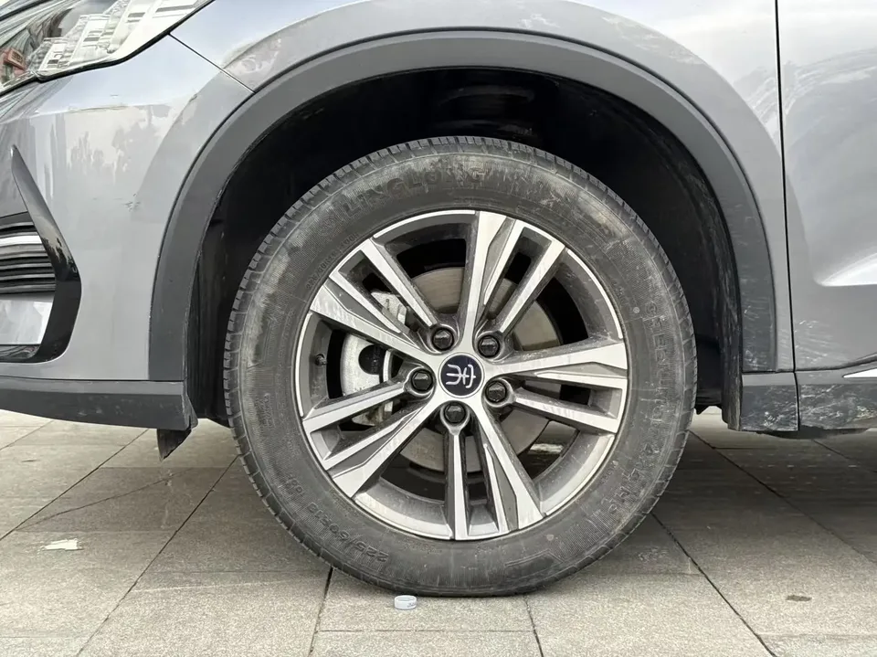 BYD Song Pro DM Song Pro DM 2022 DM-i 51km Premium 2022 — thumbnail 3