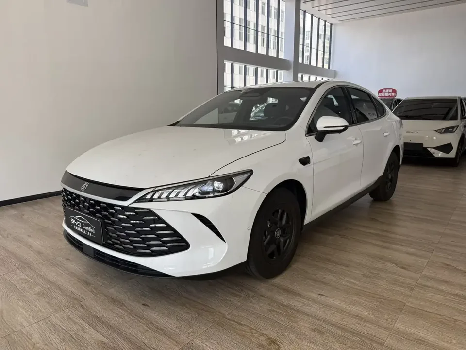 BYD Qin PLUS DM Qin PLUS DM 2025 DM-i 120KM Intelligent Driving Edition 2025 — photo 1, buy with delivery to Moscow