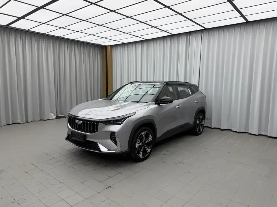 Geely Atlas Boyue 2026 1.5TD Love 2025 — фото 1, купить с доставкой в Москву