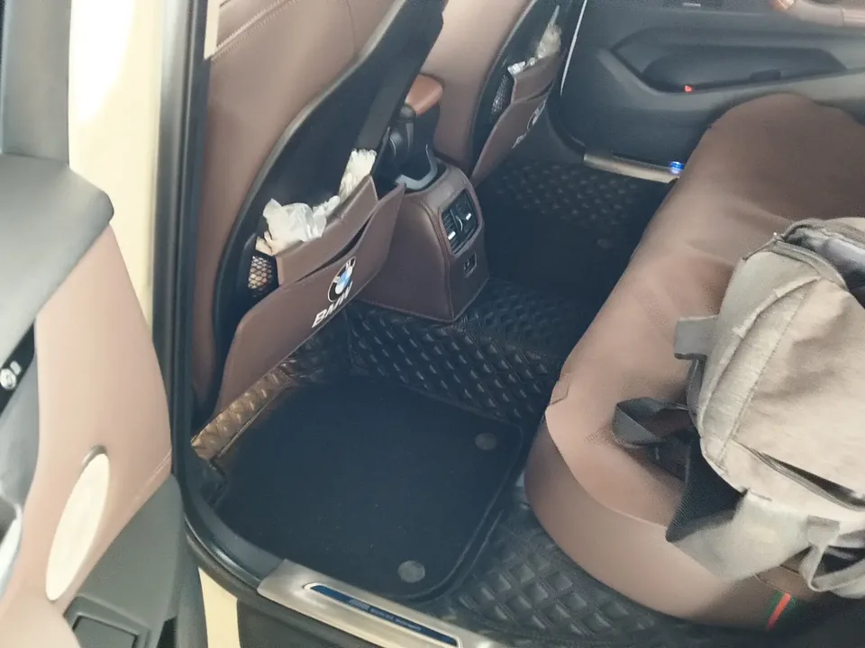 BMW X1 BMW X1 2022 sDrive20Li Fashion 2023 — миниатюра 3