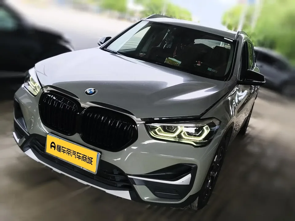 BMW X1 BMW X1 2022 sDrive20Li Fashion 2023 — фото 1, купить с доставкой в Москву