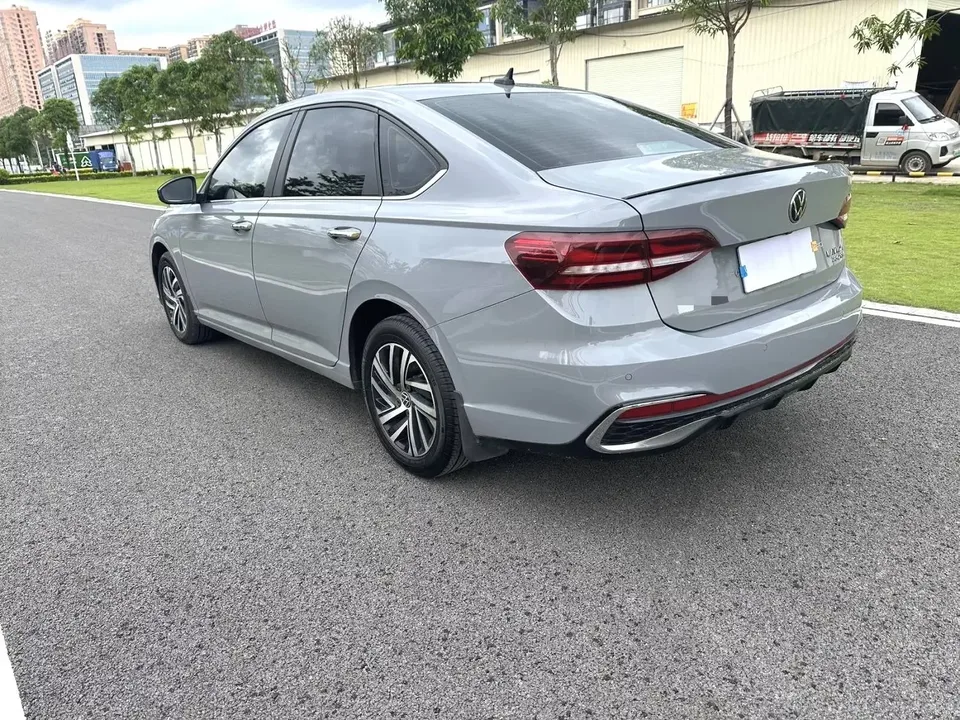 Volkswagen Lavida Lavida 2023 280TSI DSG Starry Sky Edition 2022 — thumbnail 4