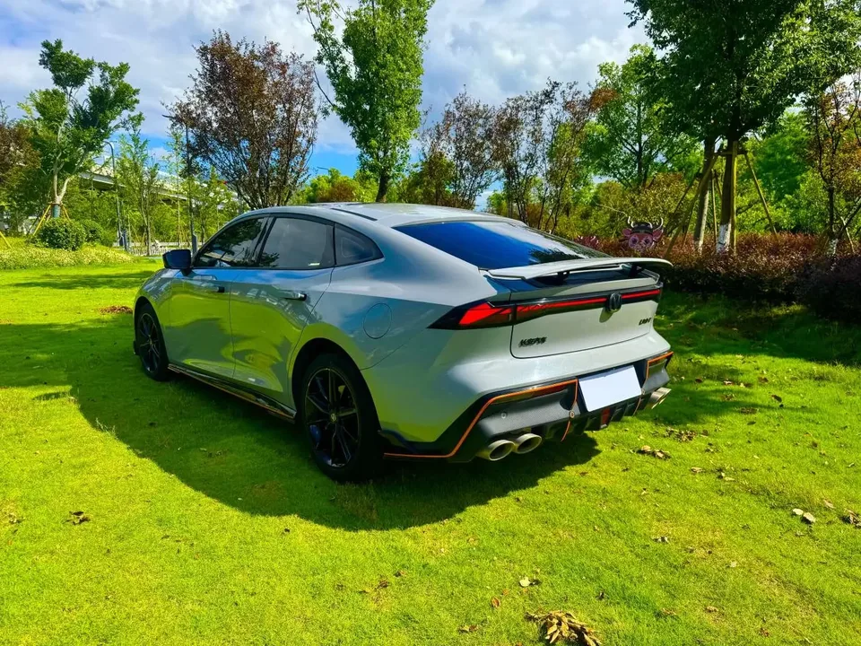 Changan UNI-V Changan UNI-V 2022 2.0T Speed Edition 2023 — thumbnail 2