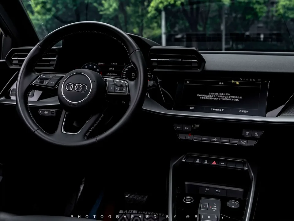 Audi A3 Audi A3 2024 Sportback 35 TFSI Stylish and sporty 2024 — thumbnail 2