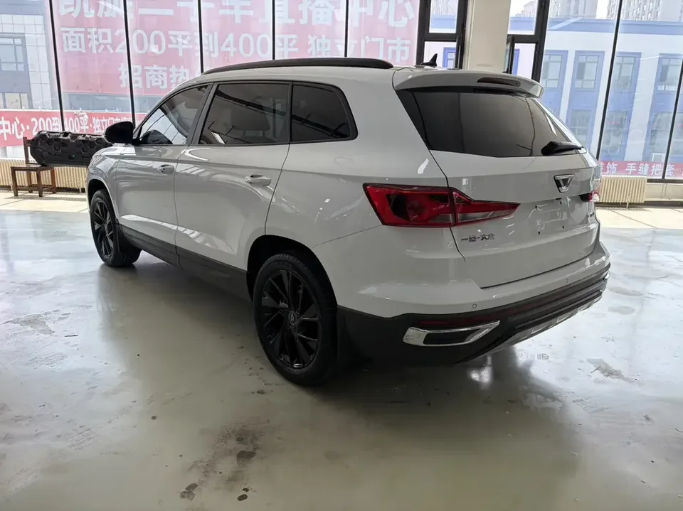 Jetta VS7 Jetta VS7 2022 Panda Edition 1.4T Automatic Honor Edition Pro 2022 — thumbnail 2