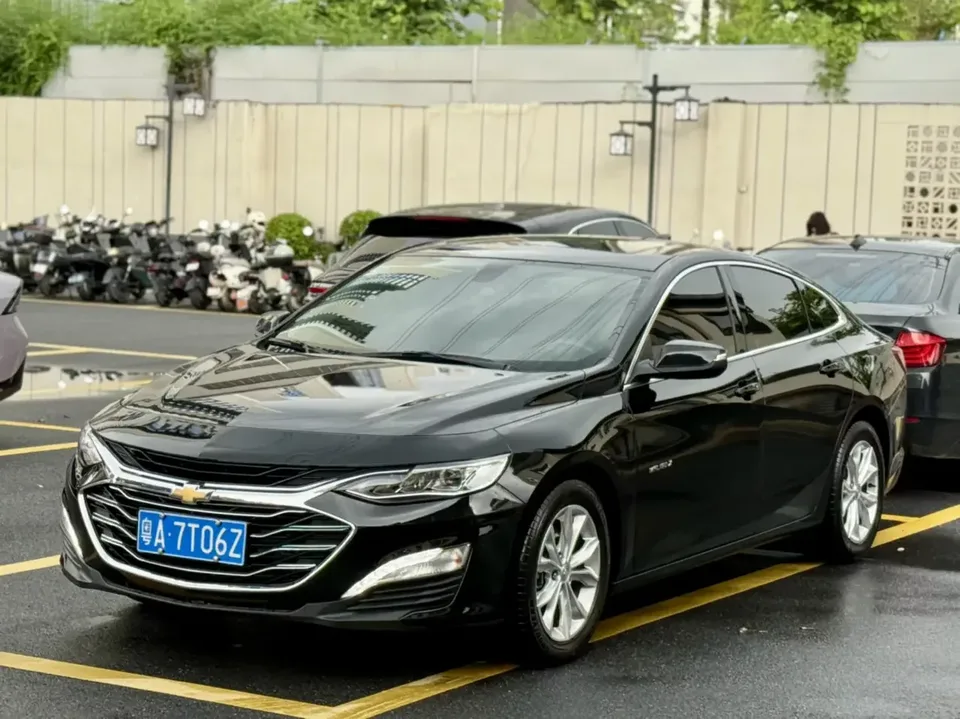 Chevrolet Malibu Xl Malibu XL 2023 1.5T Ruilian Edition 2023 — photo 1, buy with delivery to Moscow