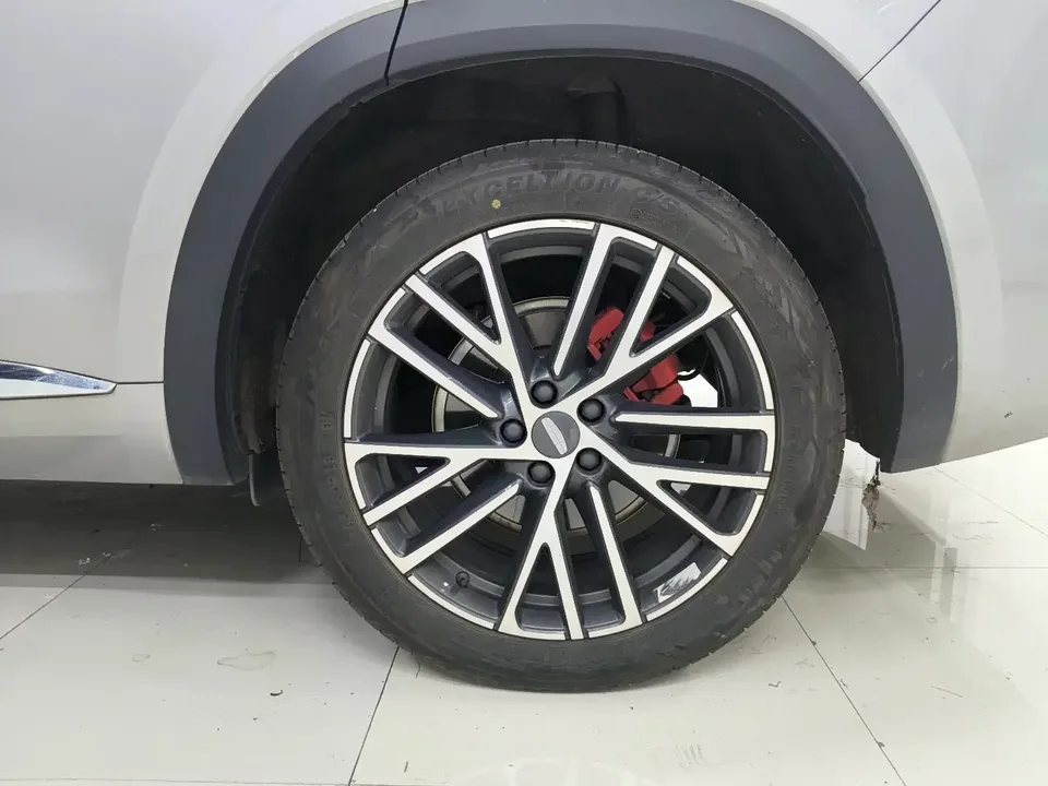 Geely Monjaro Xingyue L 2024 Hybrid 1.5T Nebula Edition 2025 — thumbnail 3