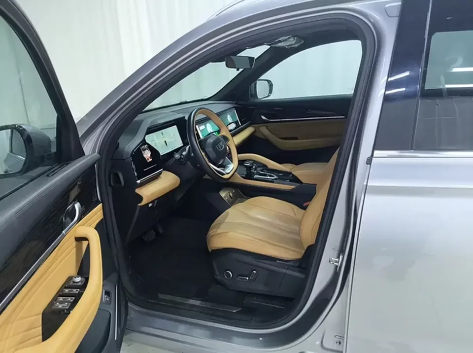 Geely Monjaro Xingyue L 2024 Hybrid 1.5T Nebula Edition 2025 — thumbnail 5