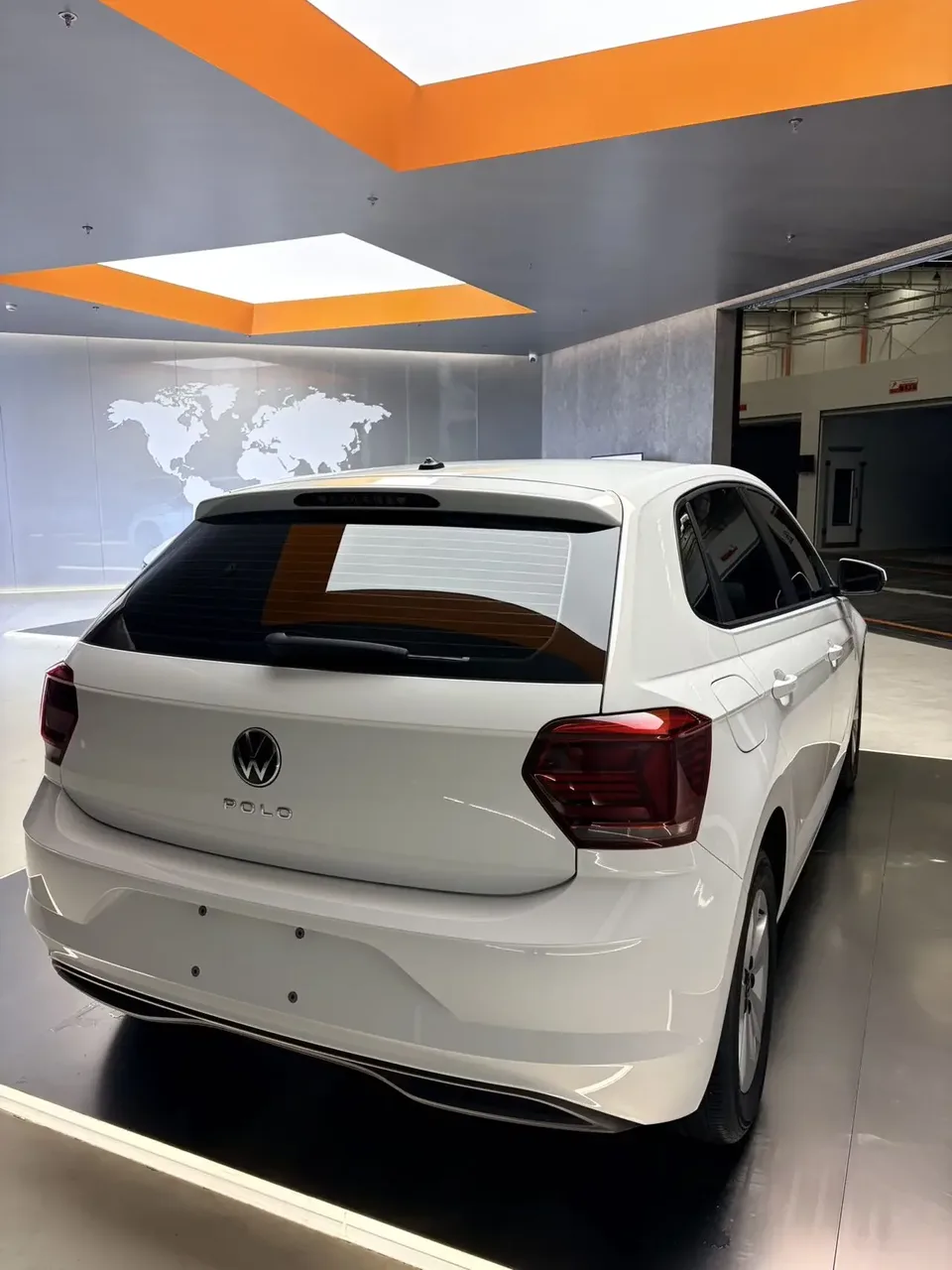 Volkswagen Polo Polo 2023 Plus 1.5L Automatic Colorful Technology Edition 2024 — thumbnail 2