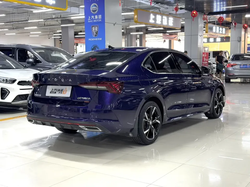 Skoda Octavia Octavia 2022 PRO TSI280 DSG Luxury Edition 2022 — thumbnail 2